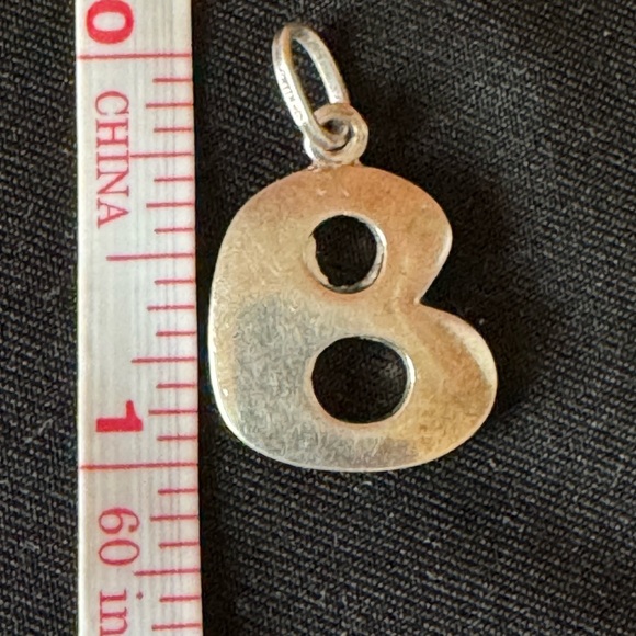 925 Silver Initial 'B' Pendant Necklace - Picture 4 of 4